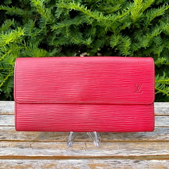 Louis Vuitton Red Epi Leather Portefeuille Sarah Long Wallet | Vintage - Picture 1 of 12